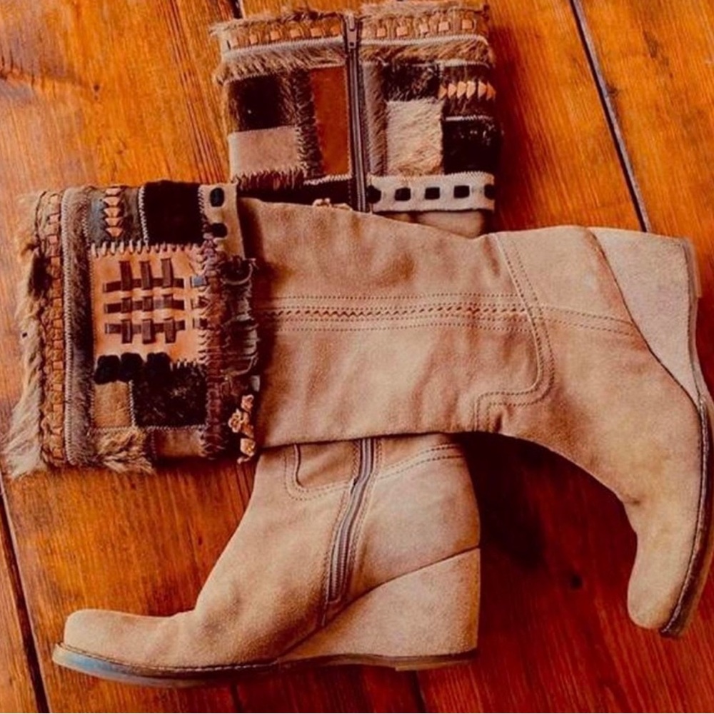 Indian boots with gorgeous detail